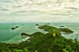 ナムズー群島の探検